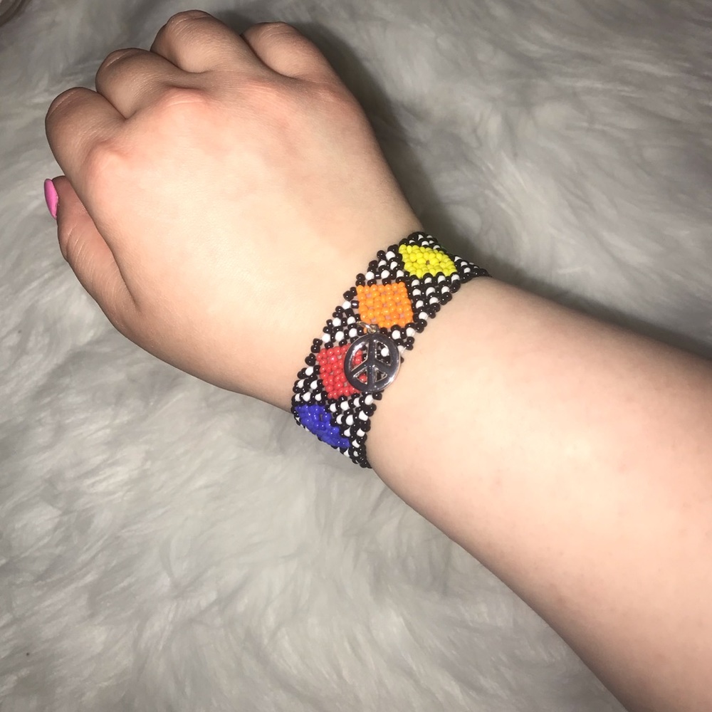 Beaded Festival Bracelet 🖤💜💙💚❤️💛🖤